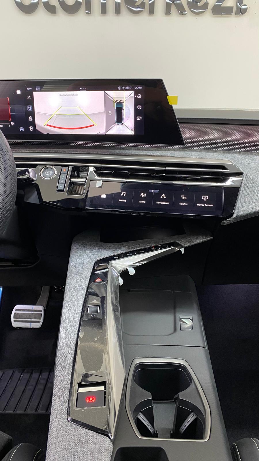 PEUGEOT 3008 30